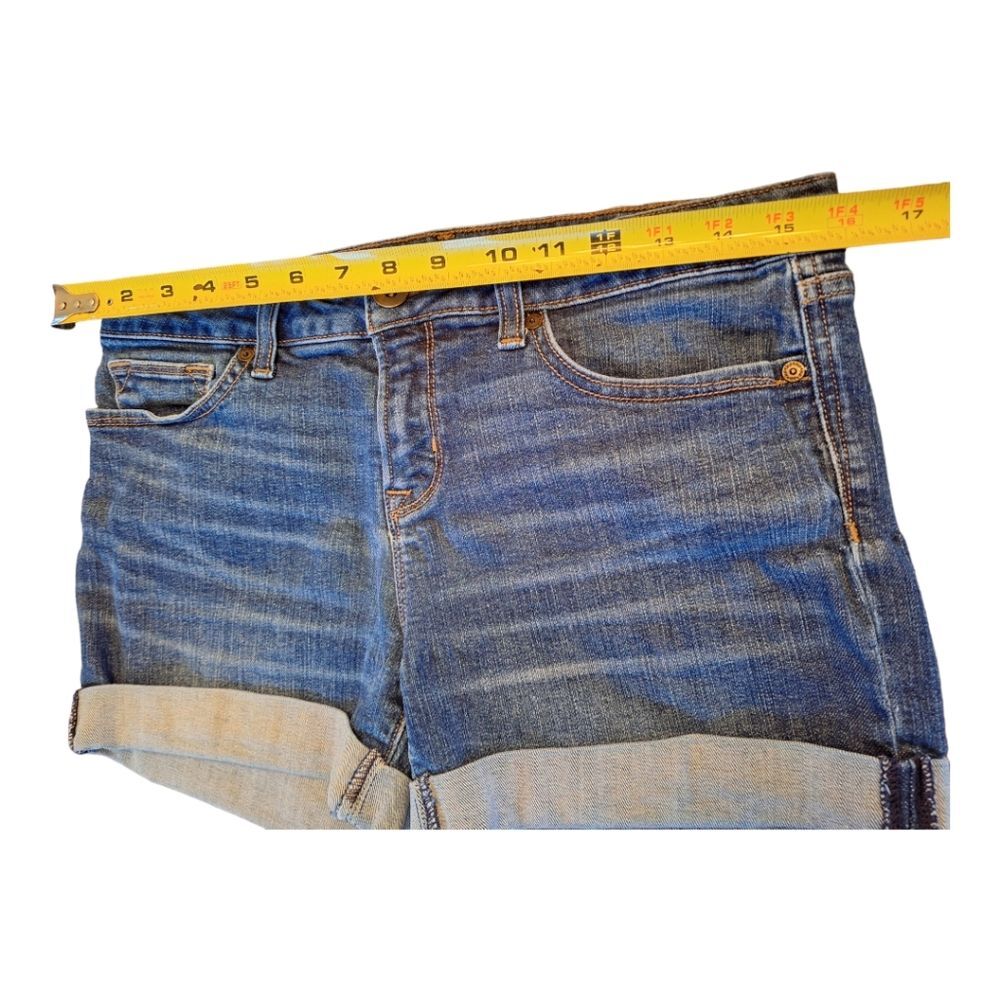 JCP Denim Shorts Stretch Low Rise Sewn Cuff 28 misses 6 with 3.5" inseam sz 28/6 - Picture 4 of 10